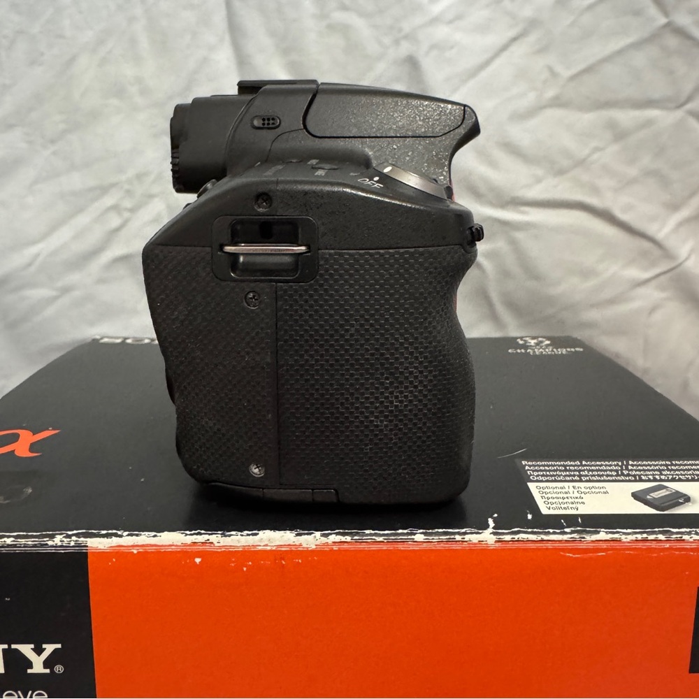 Sony Alpha A55 DSLR Camera w/2 Lenses, Batteries, & Chargers (SLT-A55VL) - Picture 8 of 15